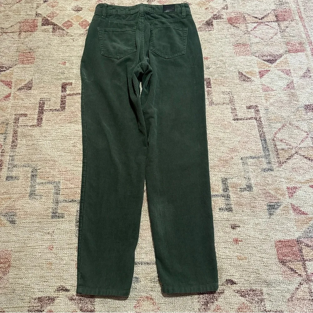 Urban outfitters BDG• Green Corduroy Mom High Rise  Pants Size 26 - Picture 9 of 14
